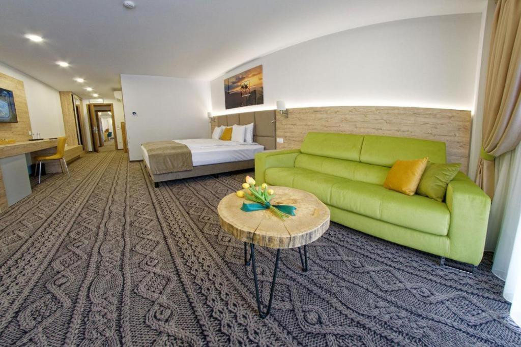 Aquarius Boutique Hotel Câmpulung Moldovenesc Cameră foto